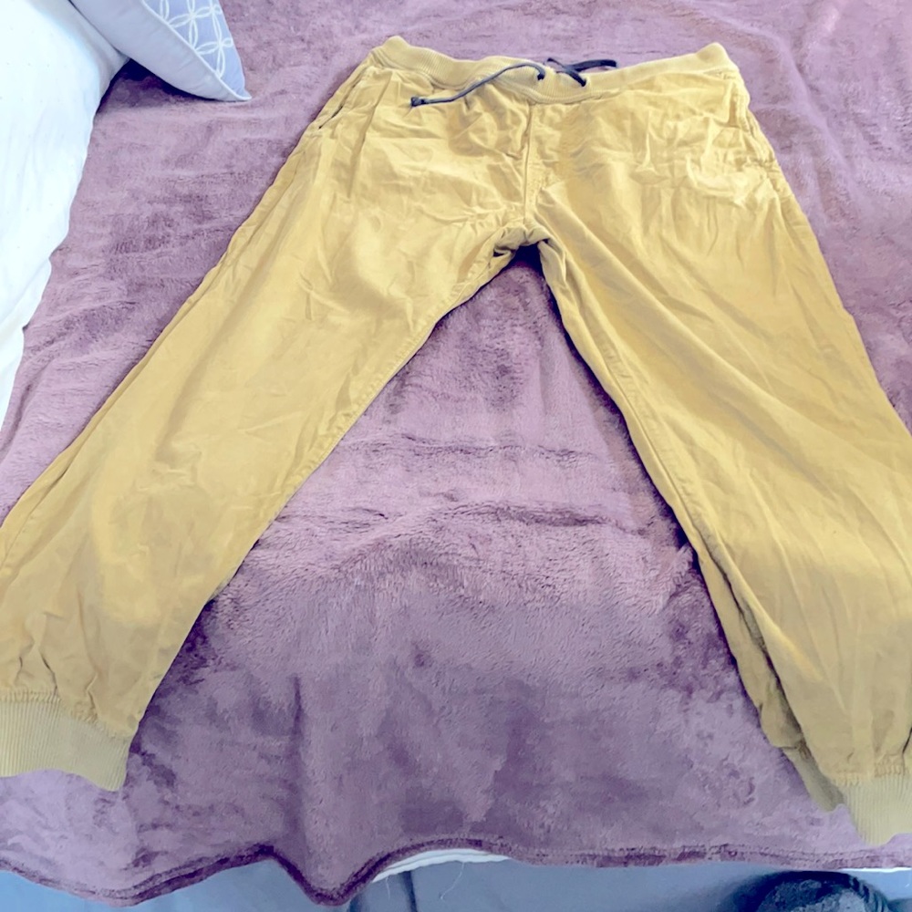 Men’s joggers
